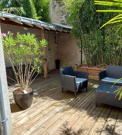Les Suites Angevines Angers Buitenkant foto