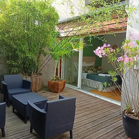 Les Suites Angevines Angers Buitenkant foto